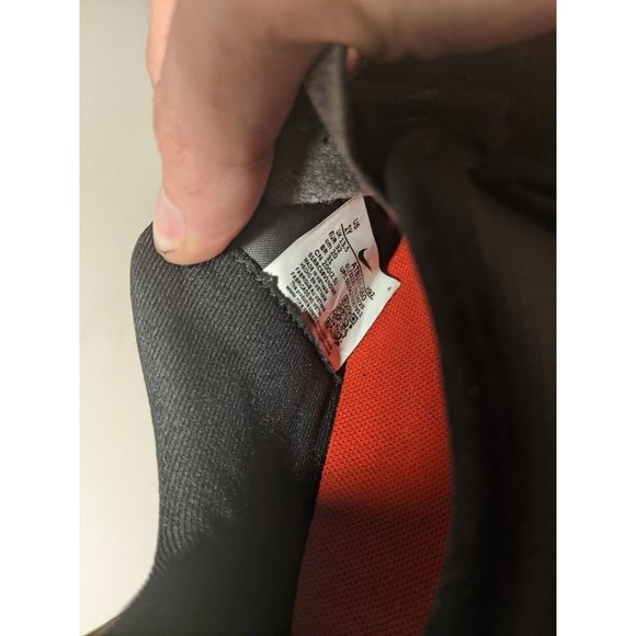 Nike Mercurial Boy's size youth 1 black red non-marking sneakers AT8169-060 - Picture 9 of 9